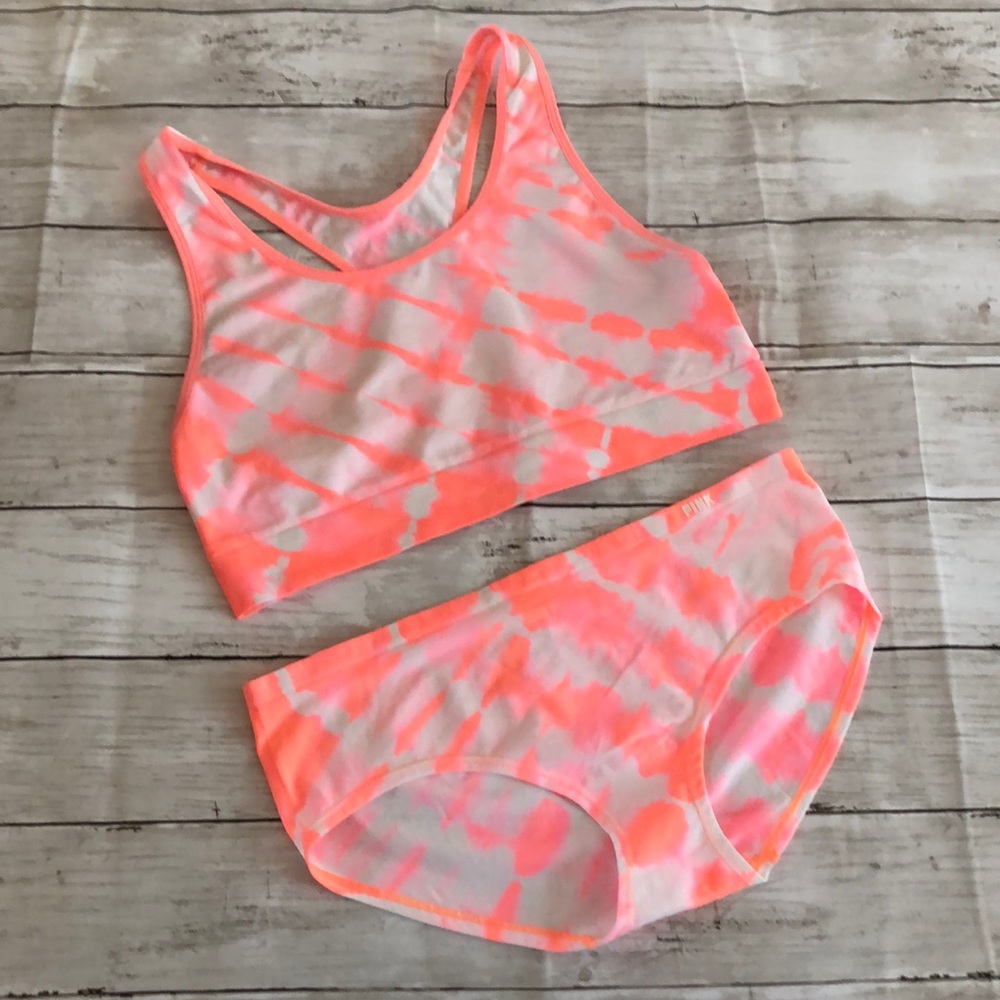 Victoria’s Secret Pink Seamless Sport Set